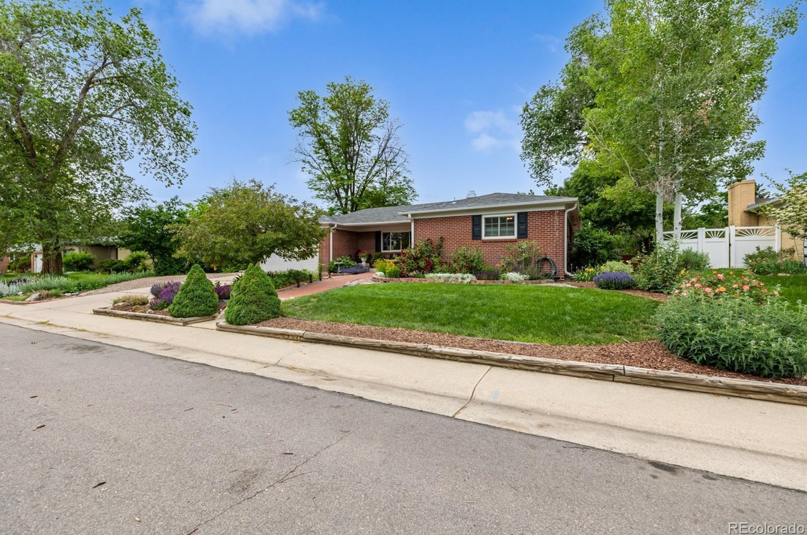 449 Caley Dr, Littleton CO 80123-3588 exterior