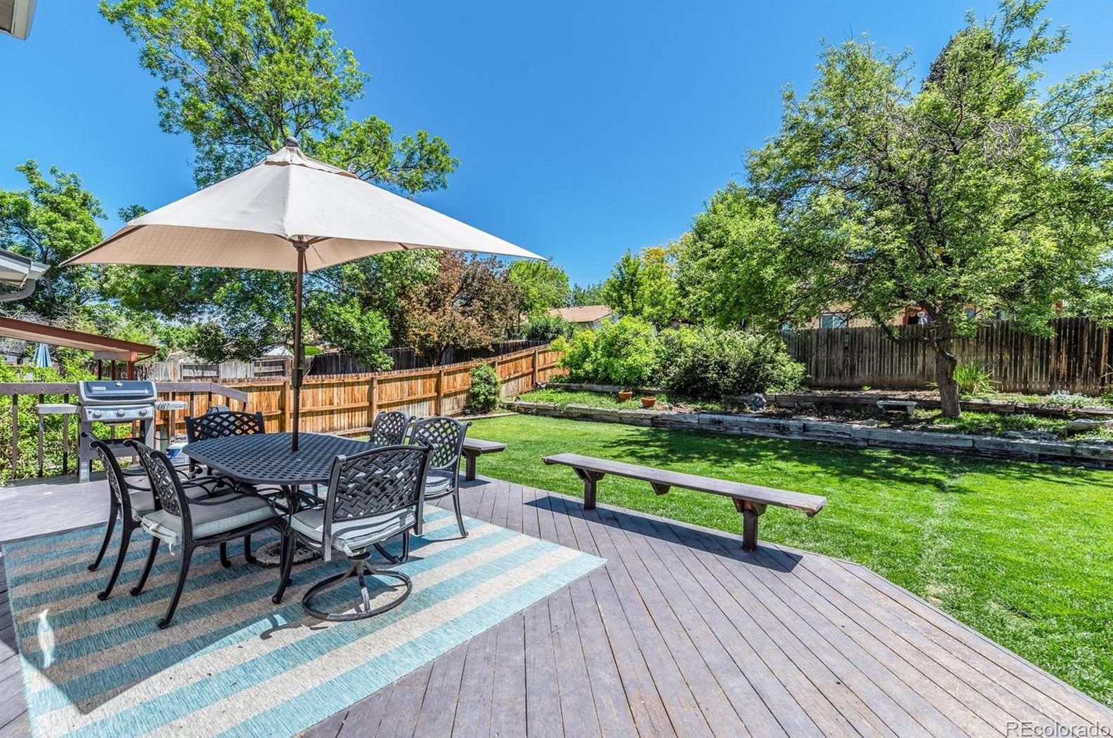 7392 Downing Cir, Littleton CO 80122-1426 exterior