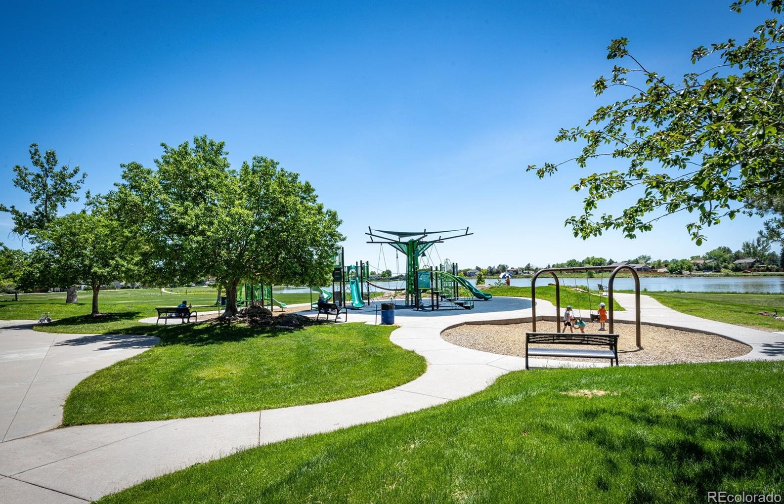 8112 Gray Ct, Arvada CO  80003-1864 exterior