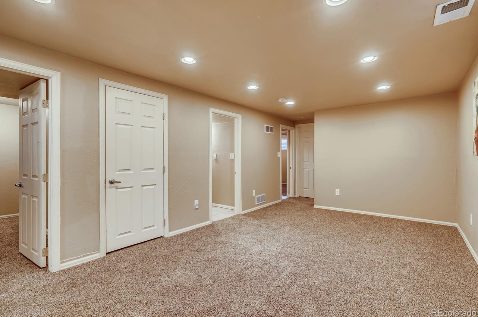 6107 Dudley Ct, Arvada CO  80004-5471 exterior