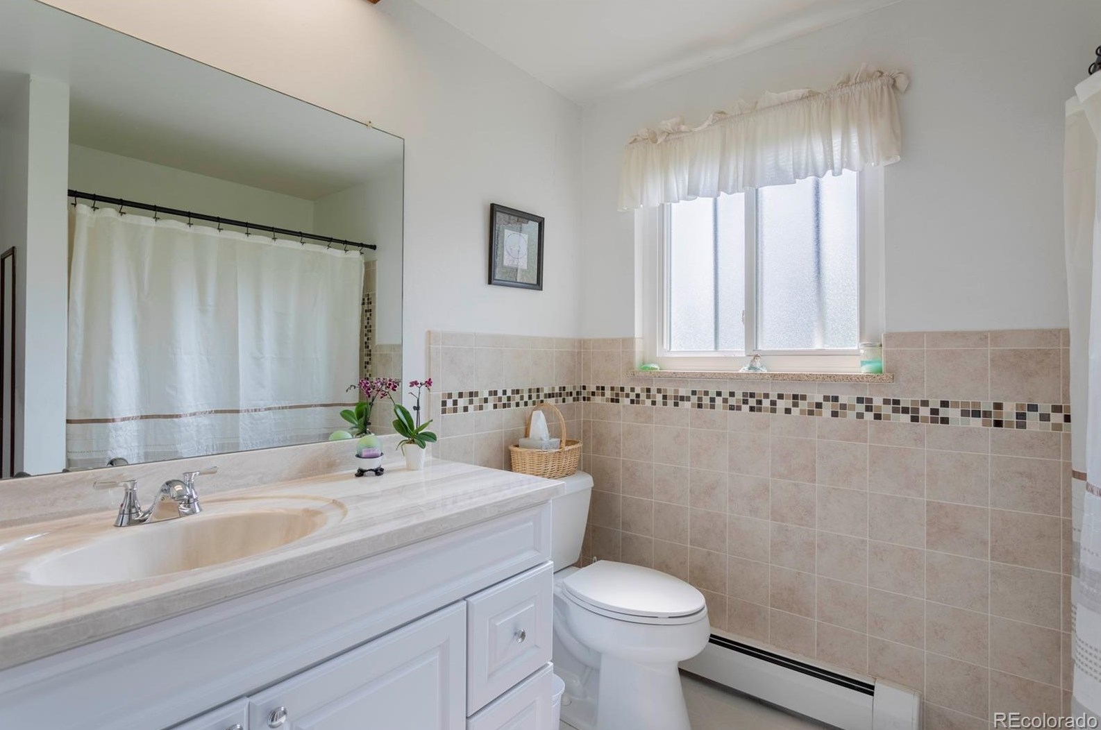 6001 Welch St, Arvada CO  80004-3943 exterior