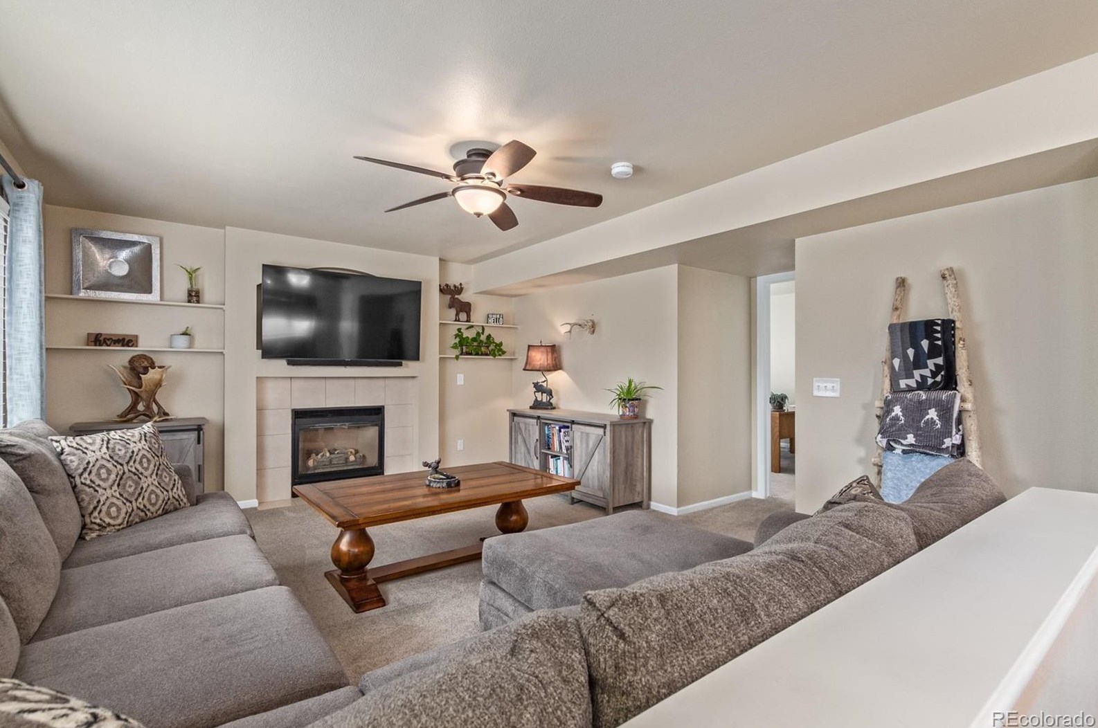 6820 Donnelaith Pl, Colorado Springs CO  80922-3110 exterior