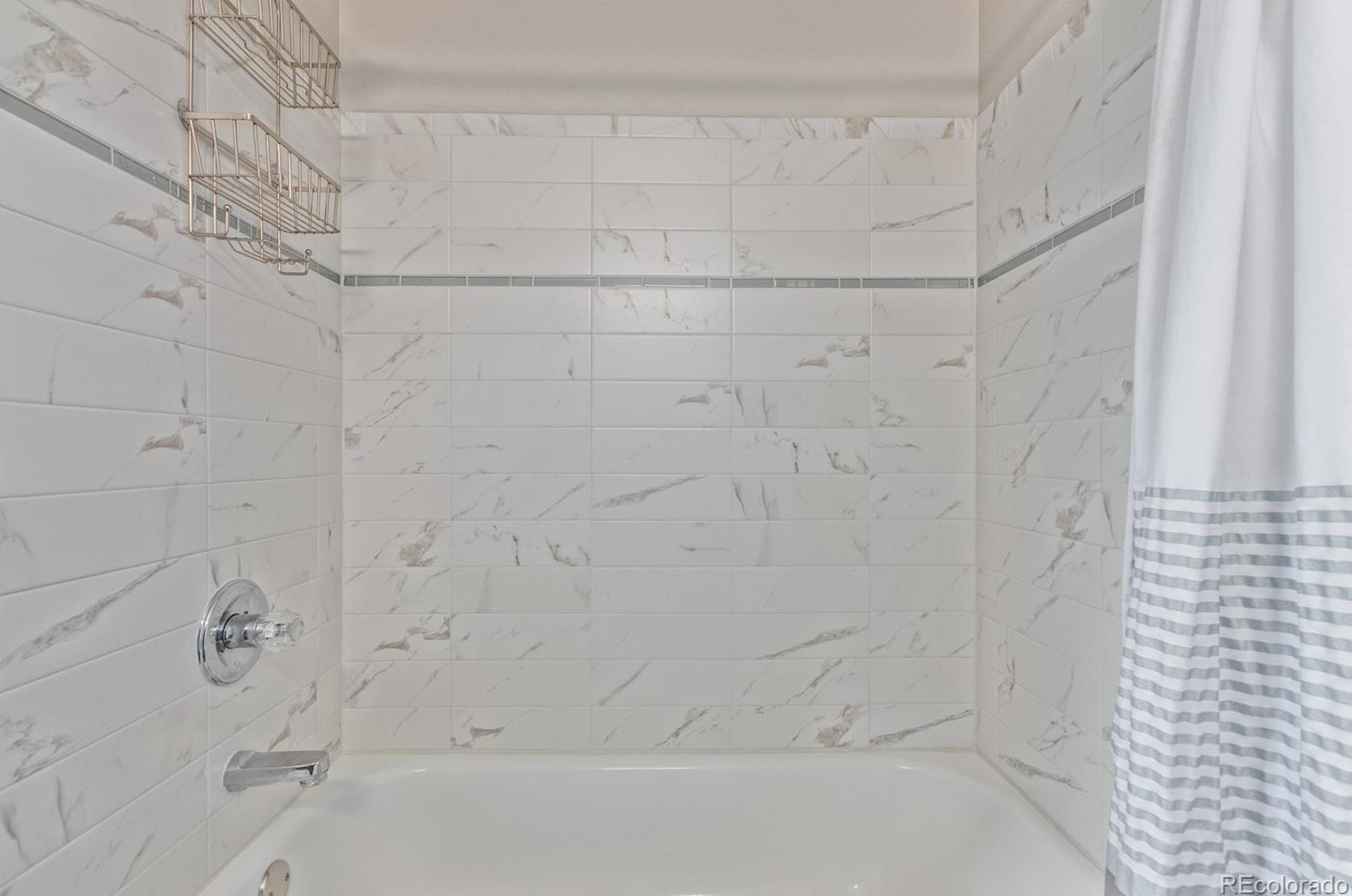 6820 Donnelaith Pl, Colorado Springs CO  80922-3110 exterior