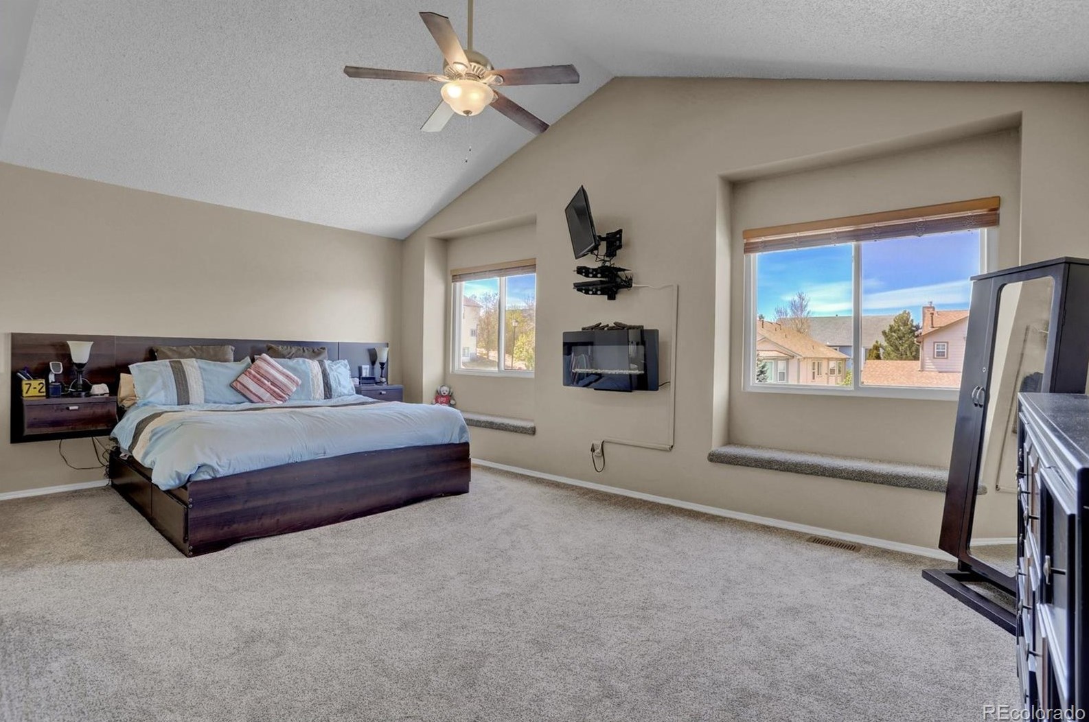 2760 Lumberjack Dr, Colorado Springs CO 80920-1434 exterior