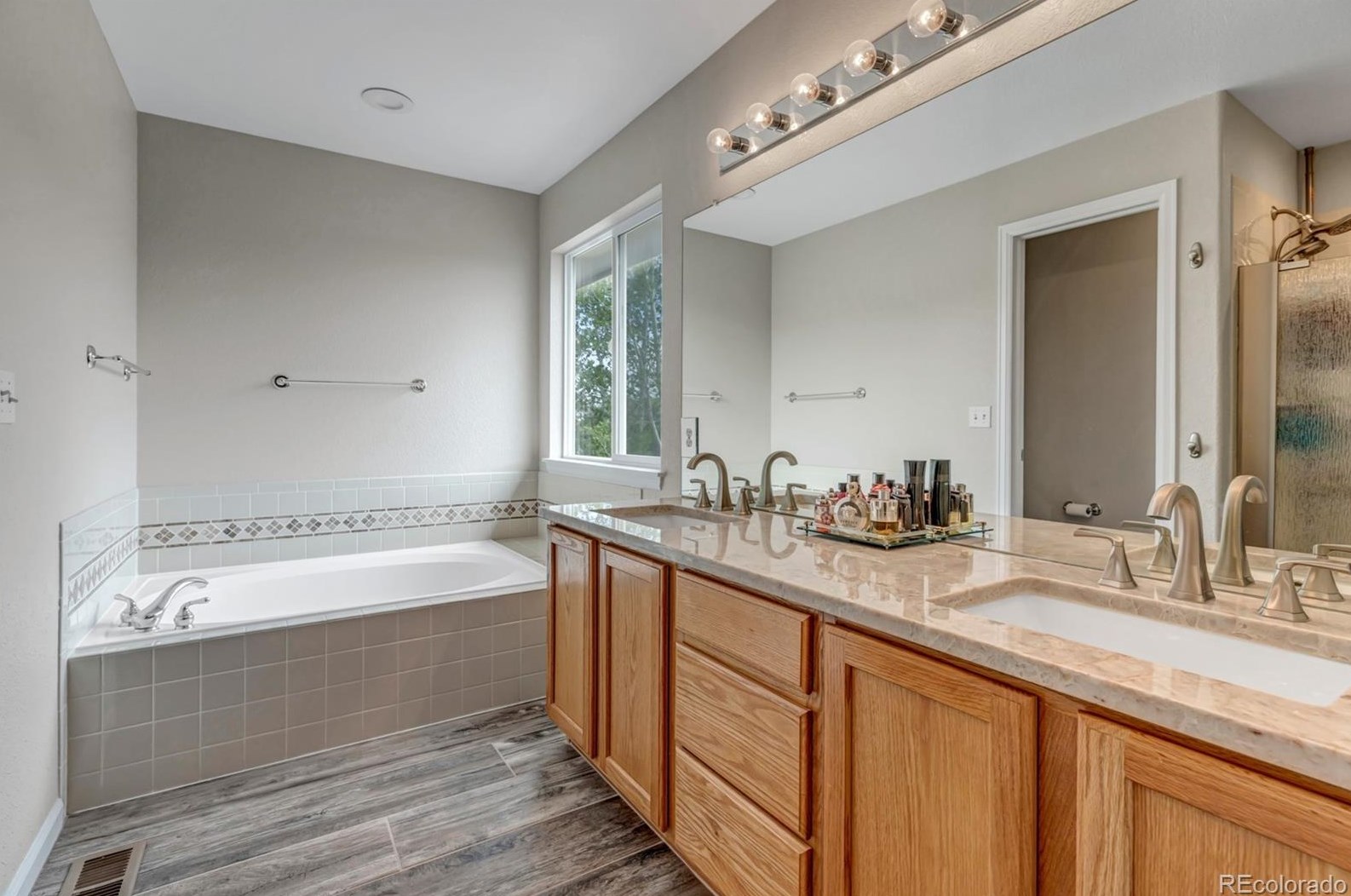 10208 Ferncrest St, Longmont CO  80504-3501 exterior
