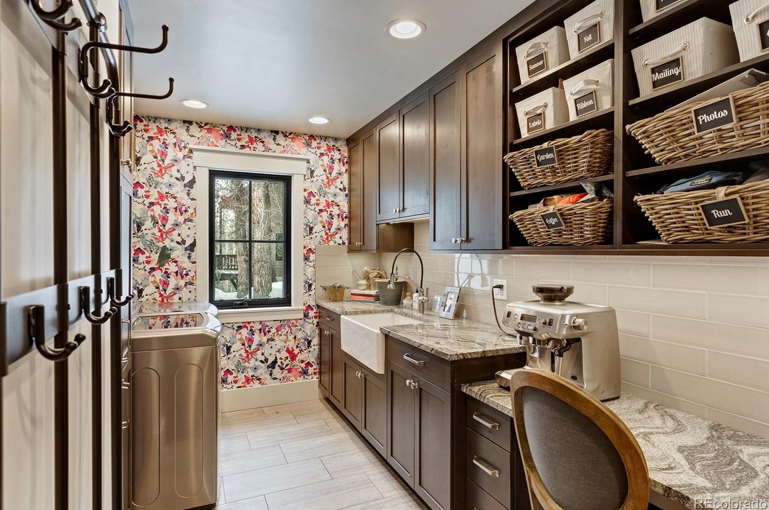 669 Meadowbrook Cir, Steamboat Springs CO  80487-3043 exterior