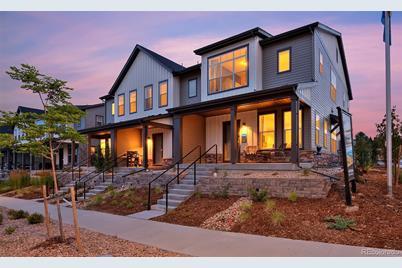 660 Promenade Drive - Photo 1