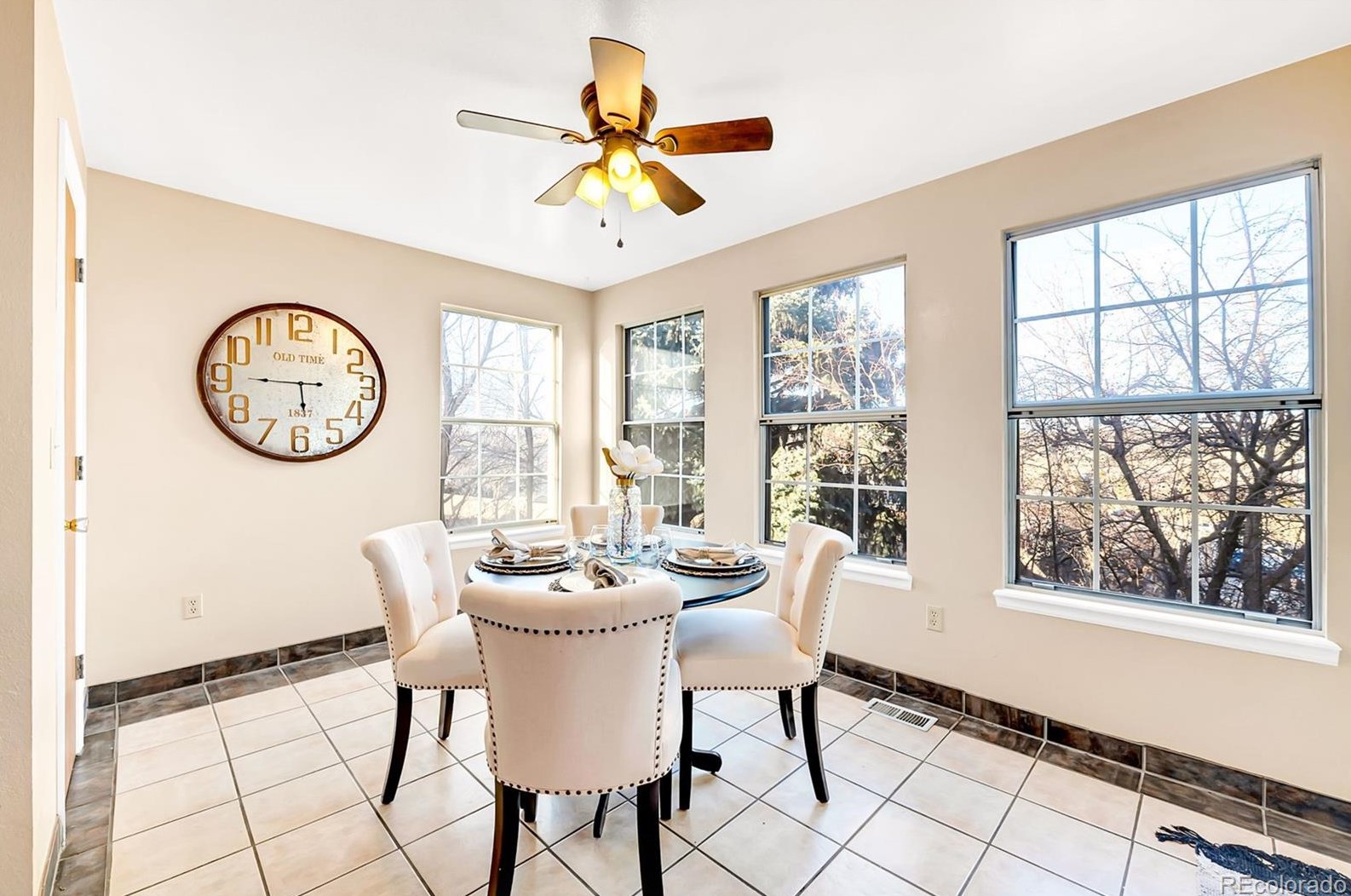 3135 Sugarbowl Ct, Castle Rock CO  80109-2814 exterior