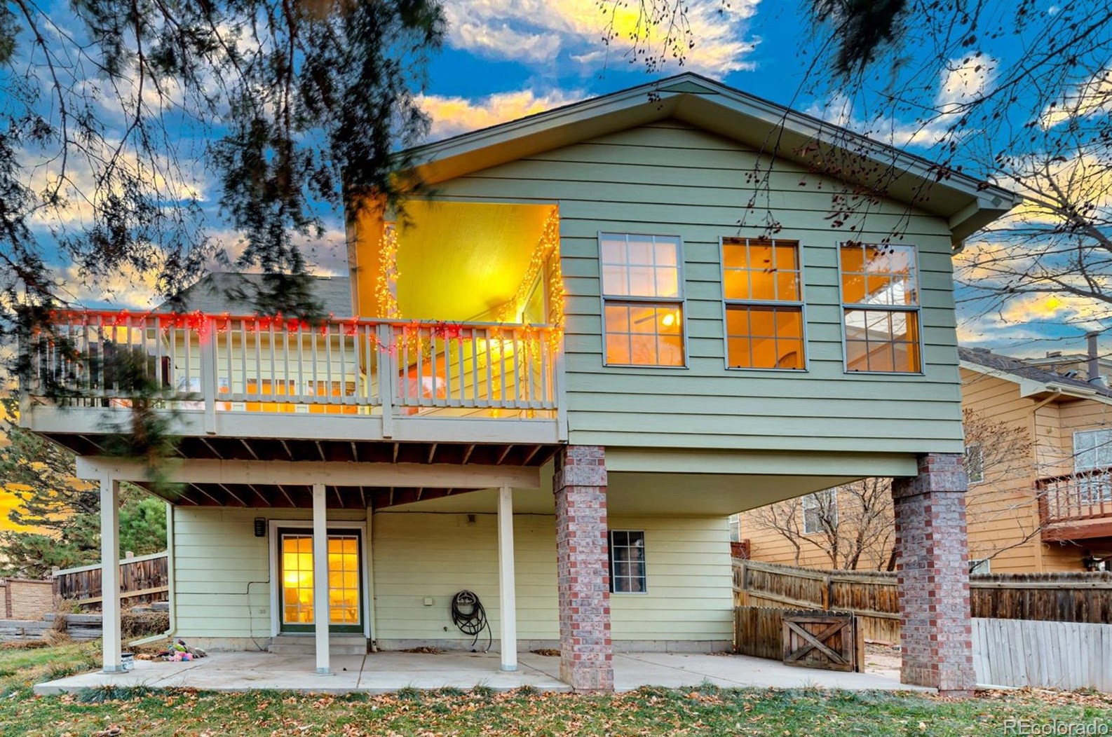 3135 Sugarbowl Ct, Castle Rock CO  80109-2814 exterior