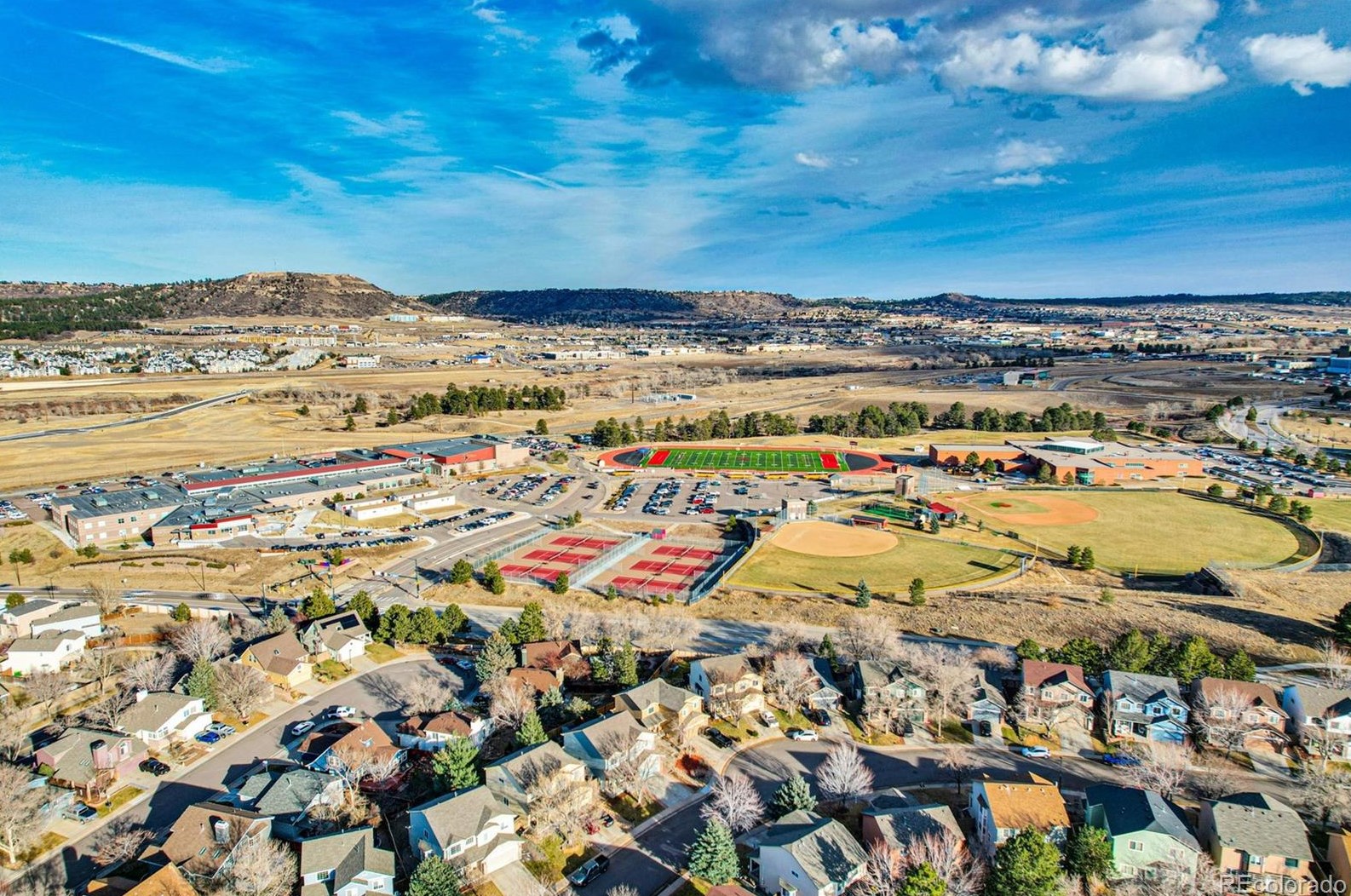 3135 Sugarbowl Ct, Castle Rock CO  80109-2814 exterior