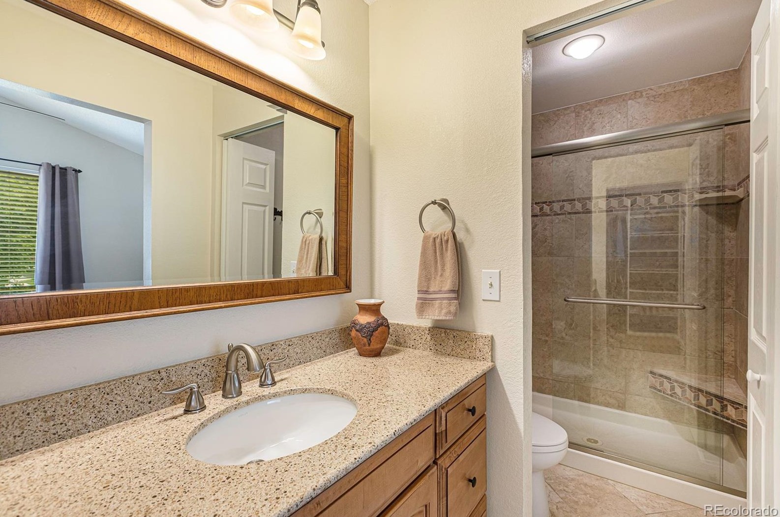 9012 Bear Mtn Dr, Littleton CO 80126-2296 exterior