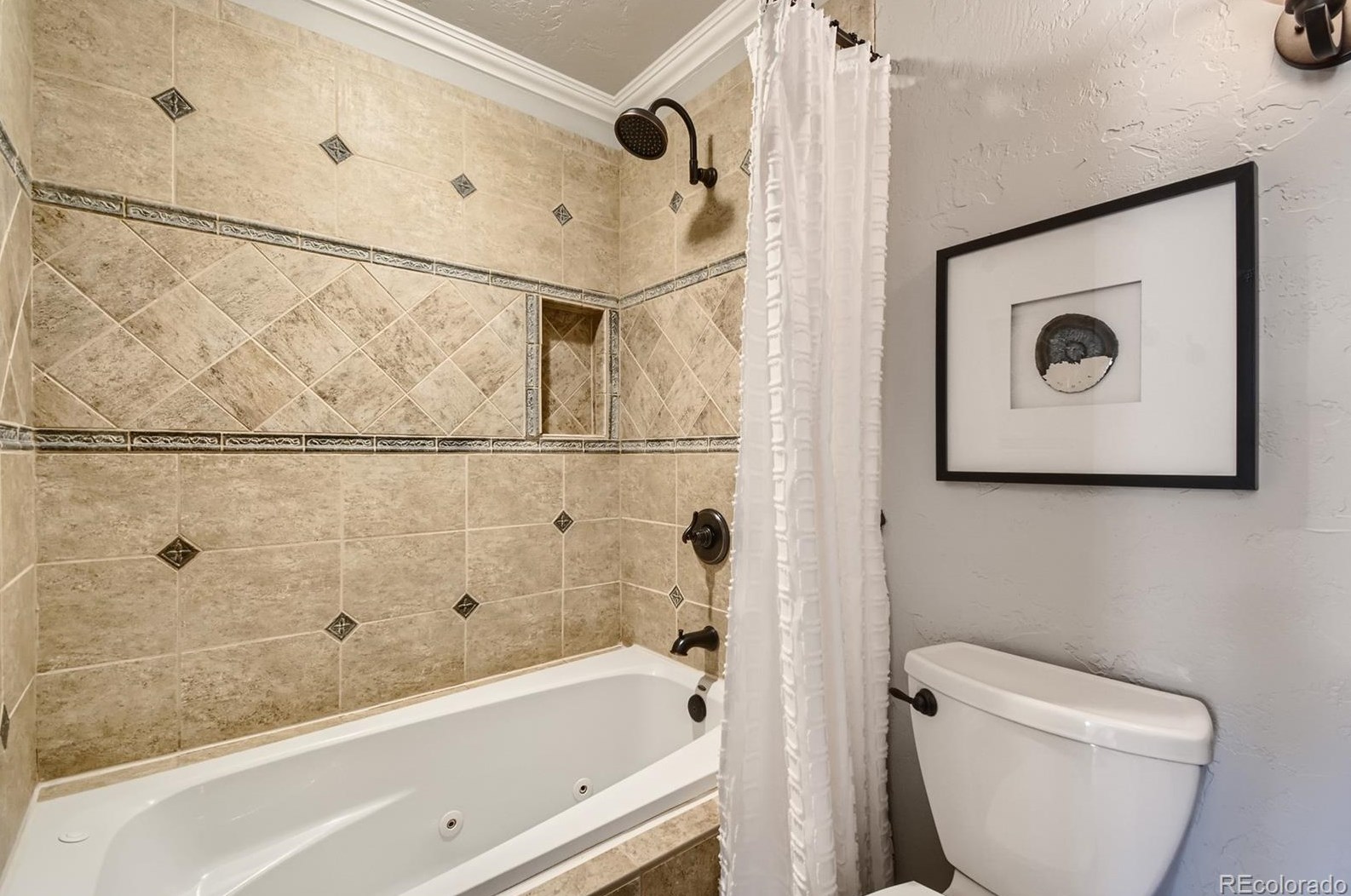 9604 Long Dr, Littleton CO 80120-4330 exterior