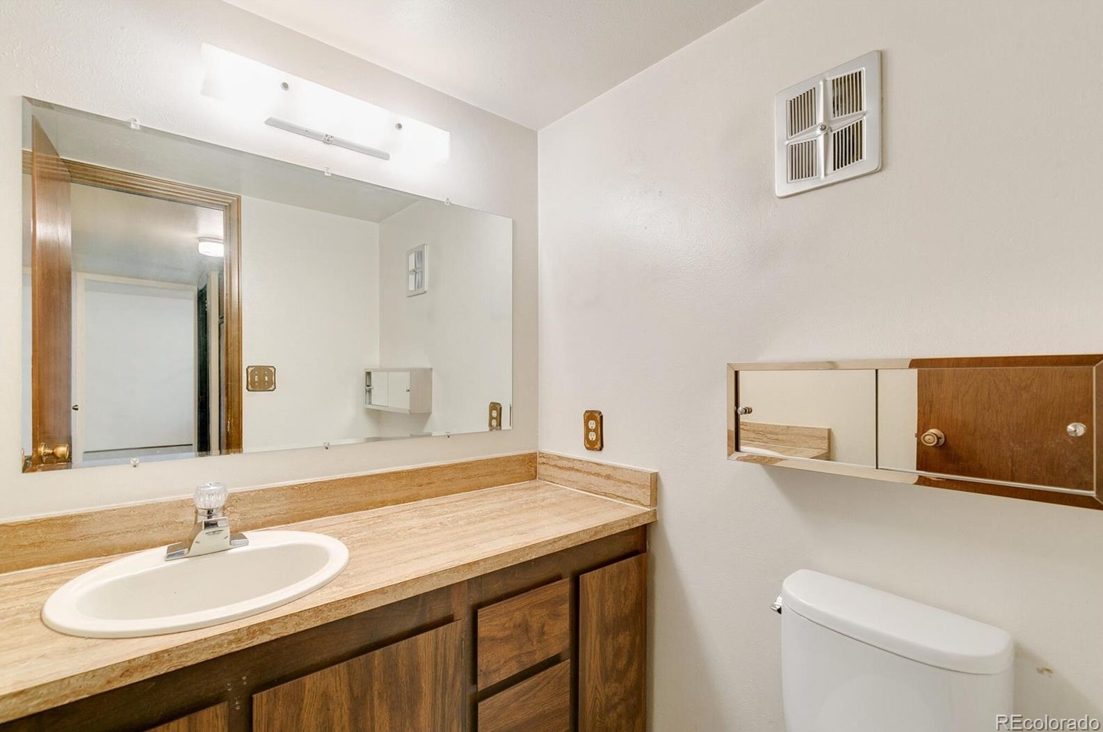 8208 Estes Ct, Arvada CO  80005-2434 exterior