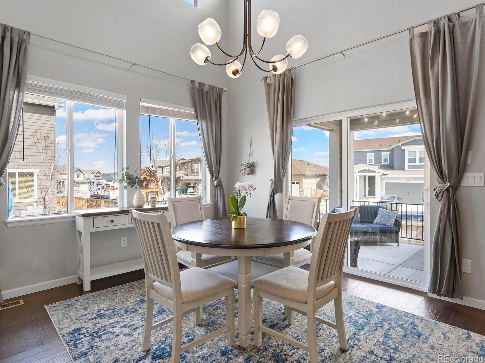 1835 Ghost Dance Cir, Castle Rock CO  80108-8539 exterior