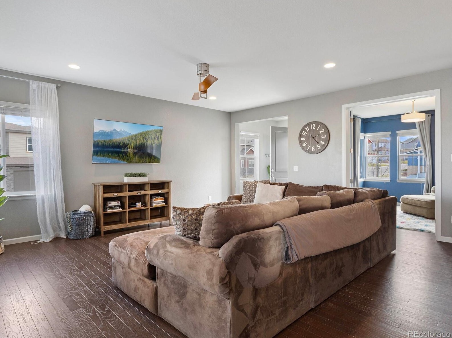 1835 Ghost Dance Cir, Castle Rock CO  80108-8539 exterior