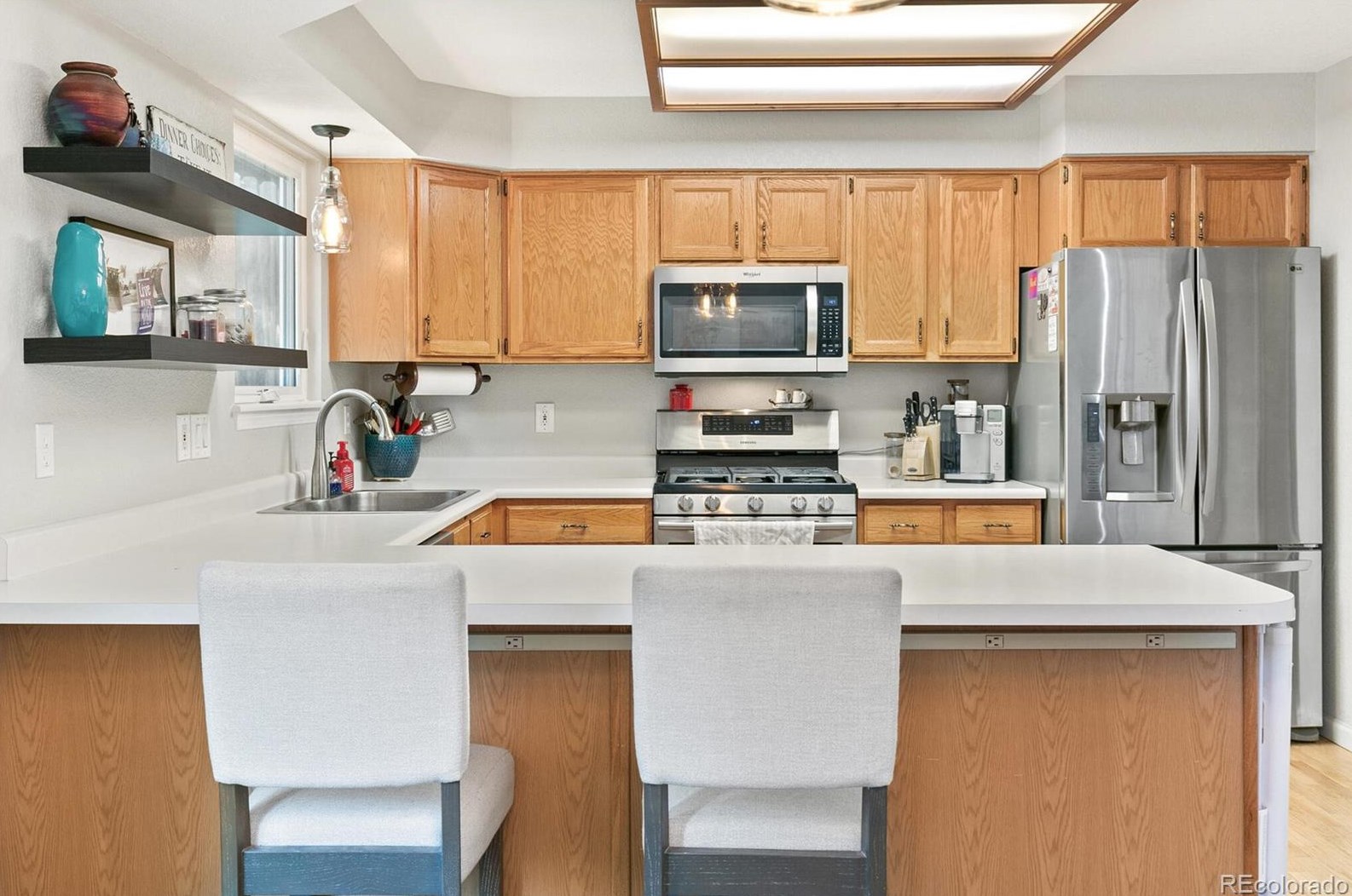 7541 Dawn Dr, Littleton CO  80125-8954 exterior