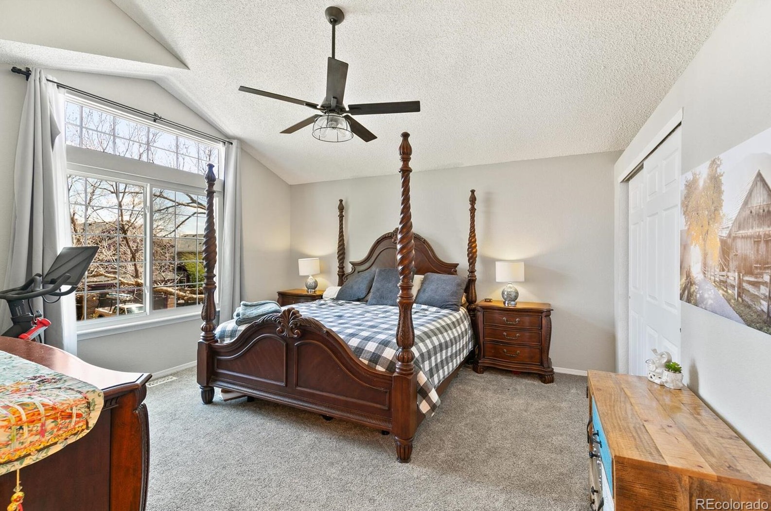 7541 Dawn Dr, Littleton CO  80125-8954 exterior