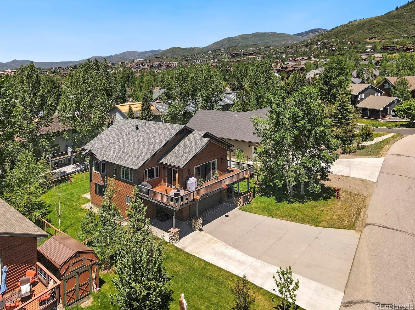 1580 Red Hawk Ct, Steamboat Springs CO 80487-2321 exterior