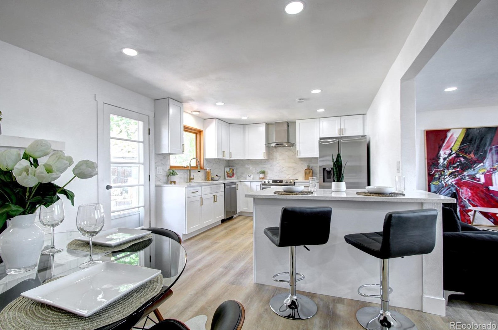 5933 Fairview Ave, Littleton CO  80128-5925 exterior