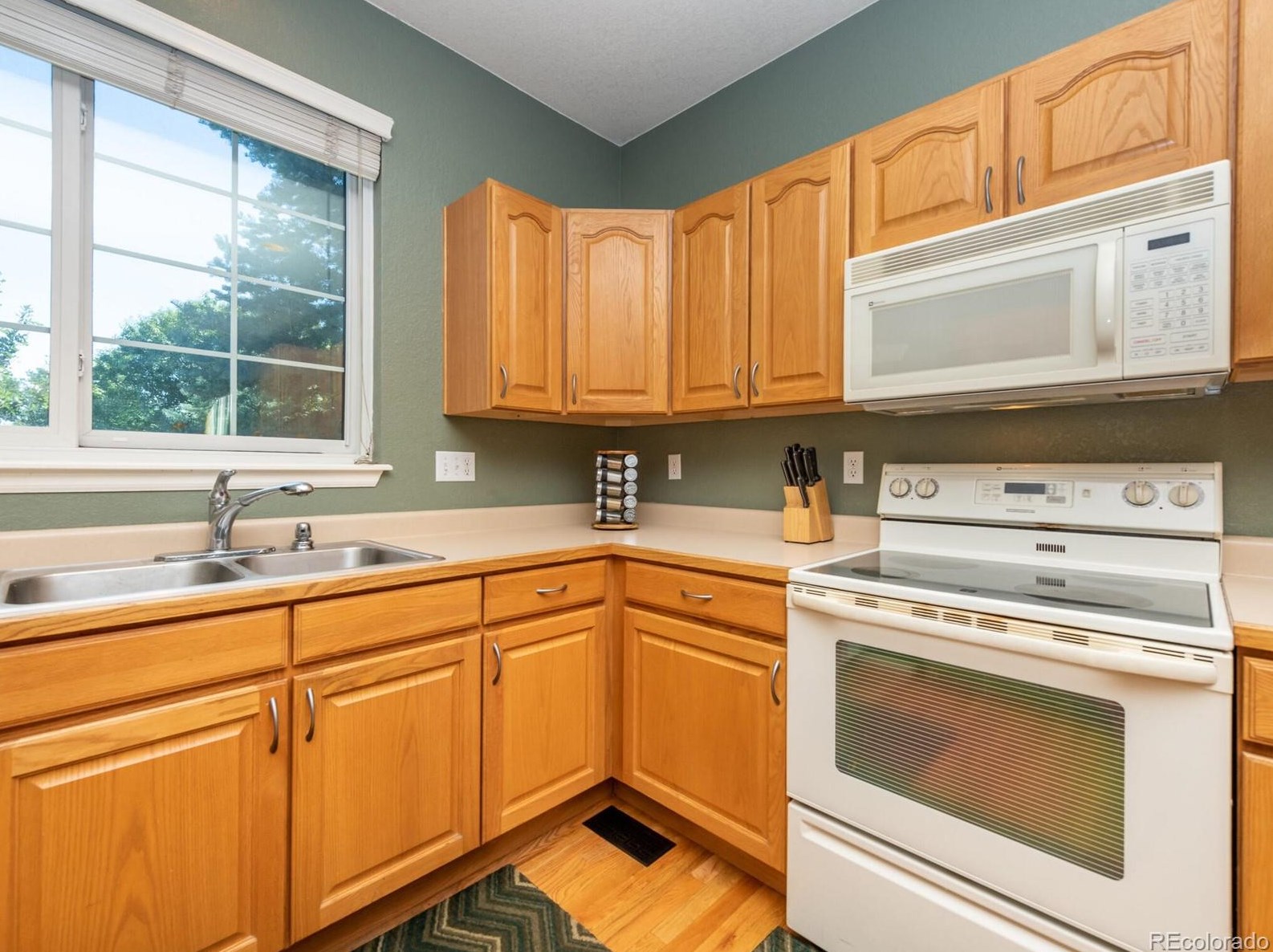 6373 Vrain St, Arvada CO  80003-6533 exterior