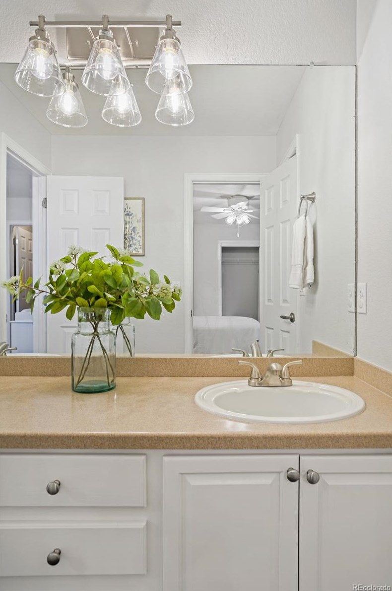 6075 Blue Terrace Pl, Castle Rock CO  80108-8152 exterior