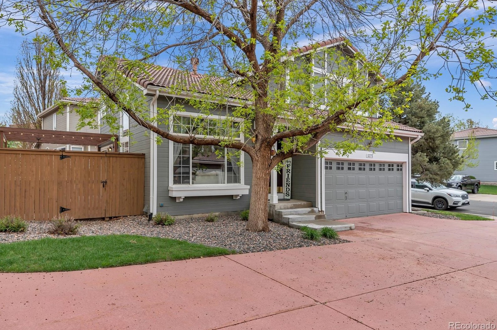 1271 Braewood Ave, Littleton CO  80129-5673 exterior