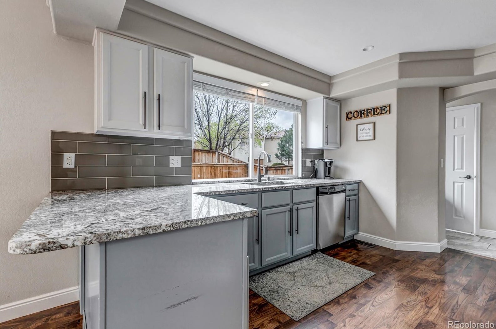 1271 Braewood Ave, Littleton CO  80129-5673 exterior