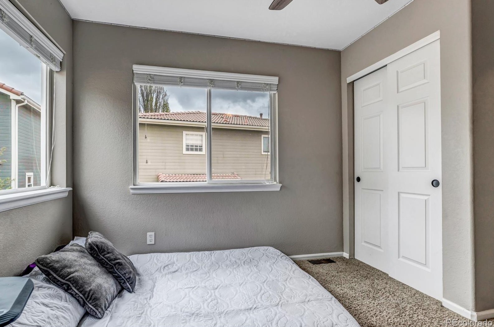 1271 Braewood Ave, Littleton CO  80129-5673 exterior