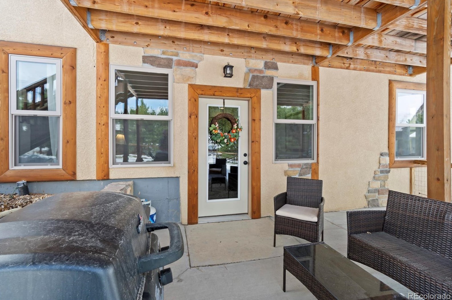 2866 Sunnywood Ave, Woodland Park CO 80863-9498 exterior