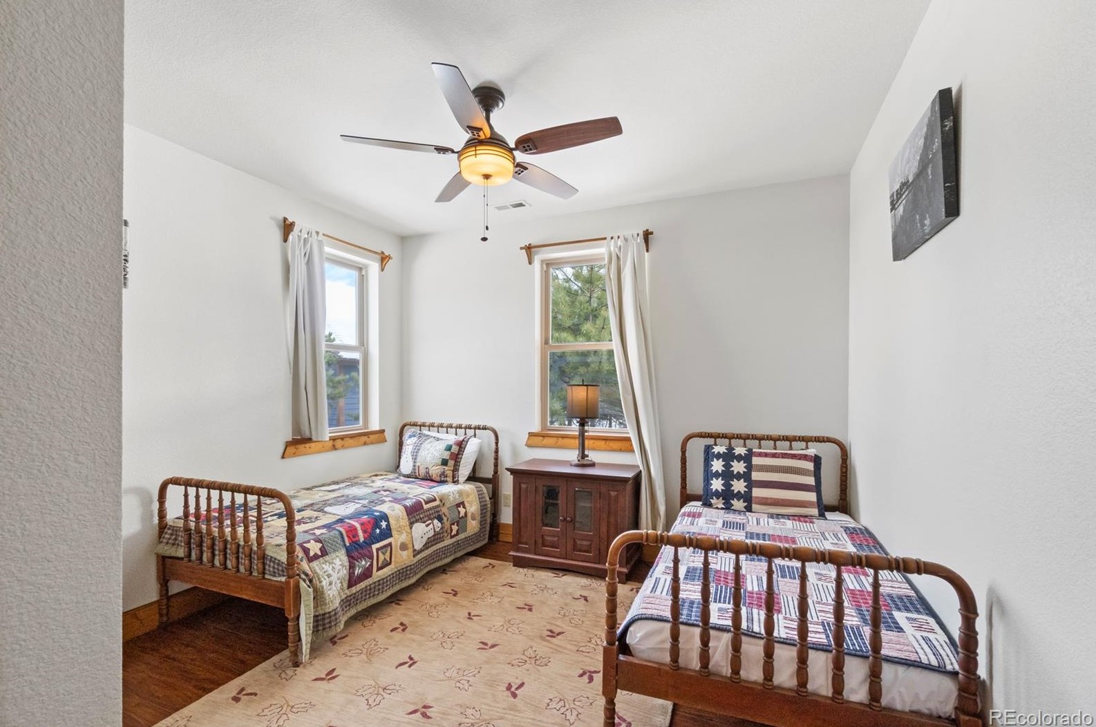 2866 Sunnywood Ave, Woodland Park CO 80863-9498 exterior