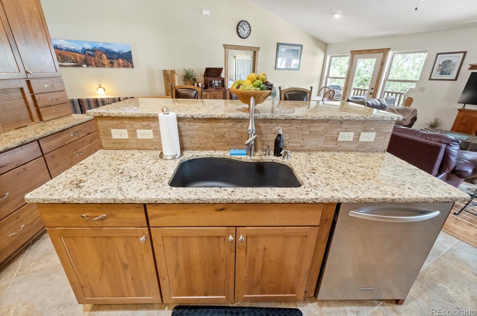 2866 Sunnywood Ave, Woodland Park CO 80863-9498 exterior