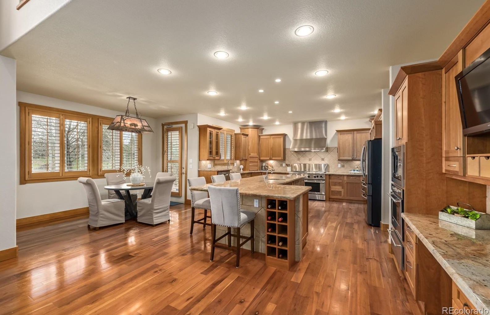 15754 73rd Ave, Arvada CO  80007-6992 exterior