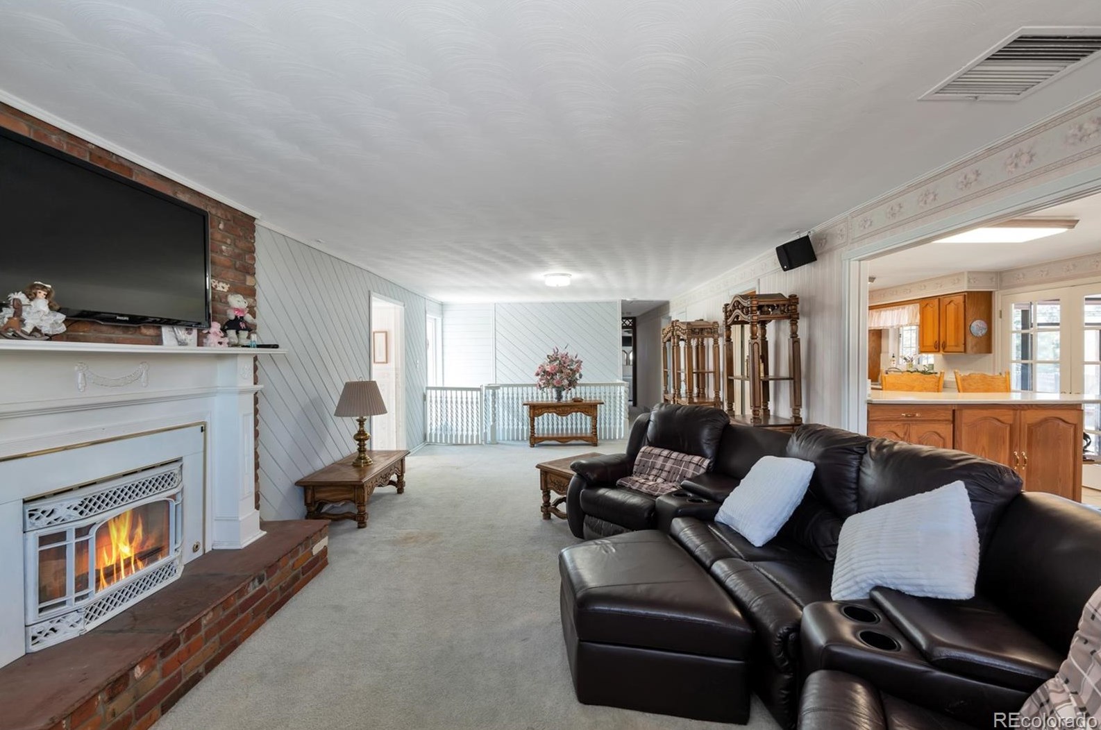 6569 Clayton St, Littleton CO 80121-2803 exterior