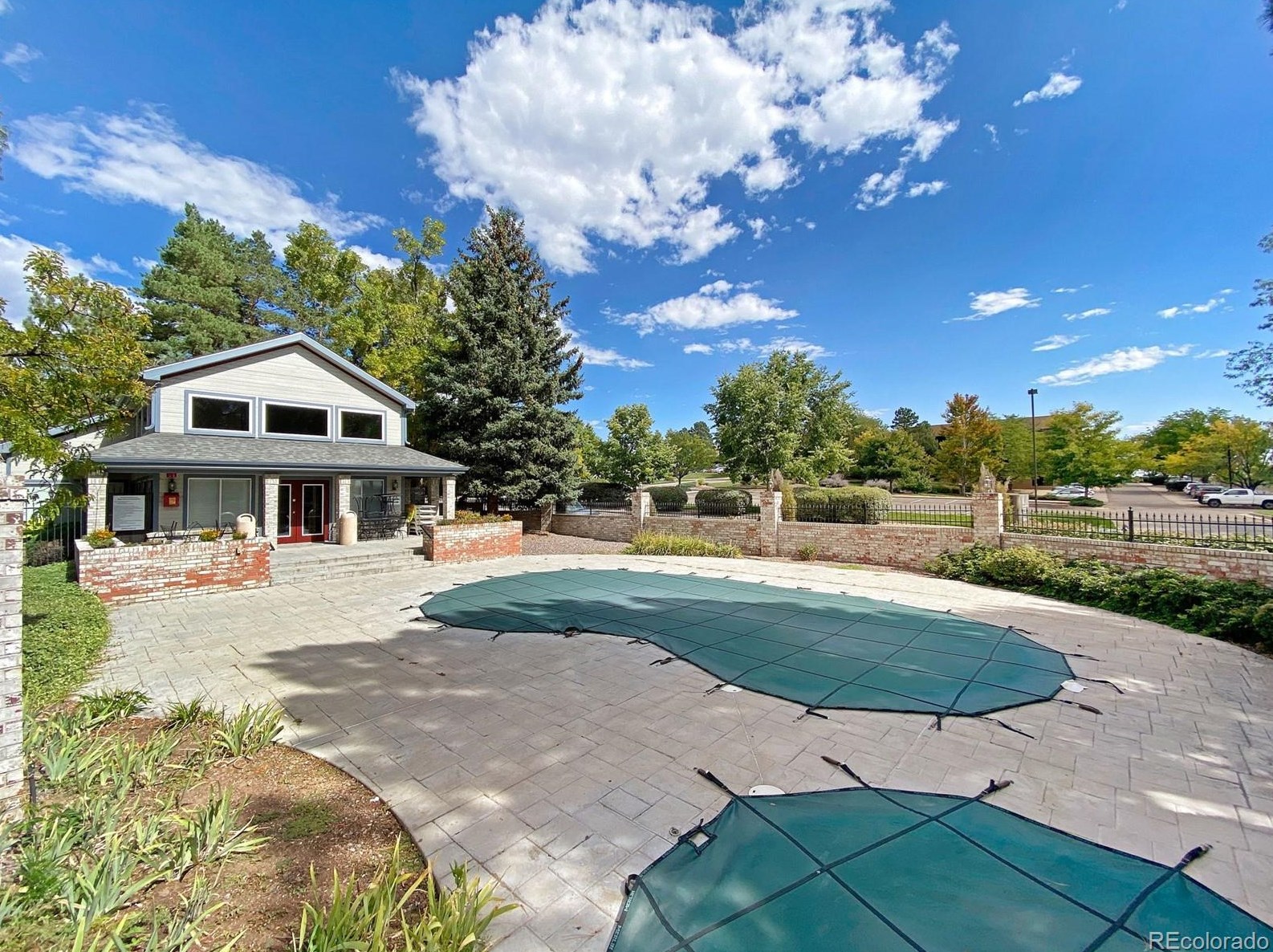 4301 Pierce St, Littleton CO 80123-1384 exterior