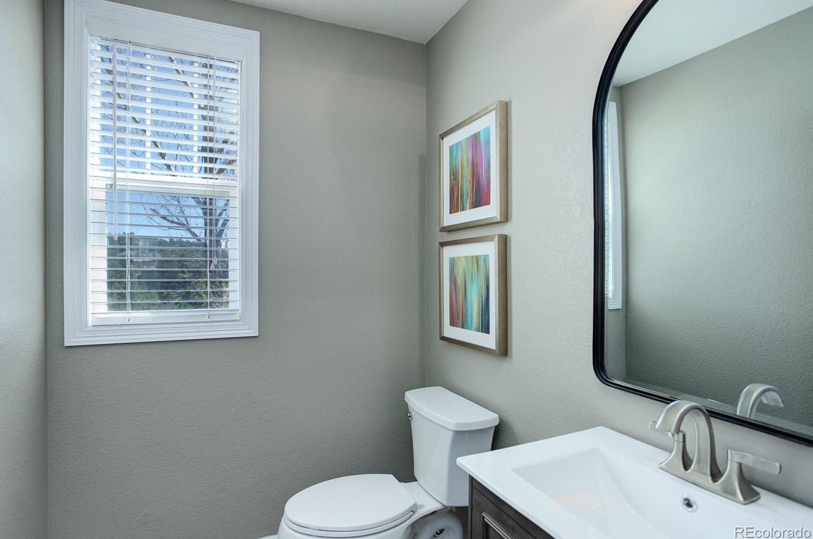 1720 Ridgetrail Ct, Castle Rock CO  80104-7697 exterior