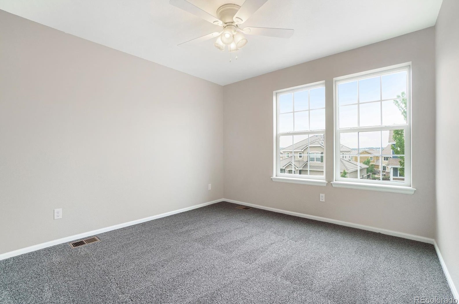 7957 Sabino Ln, Castle Rock CO  80108-9194 exterior