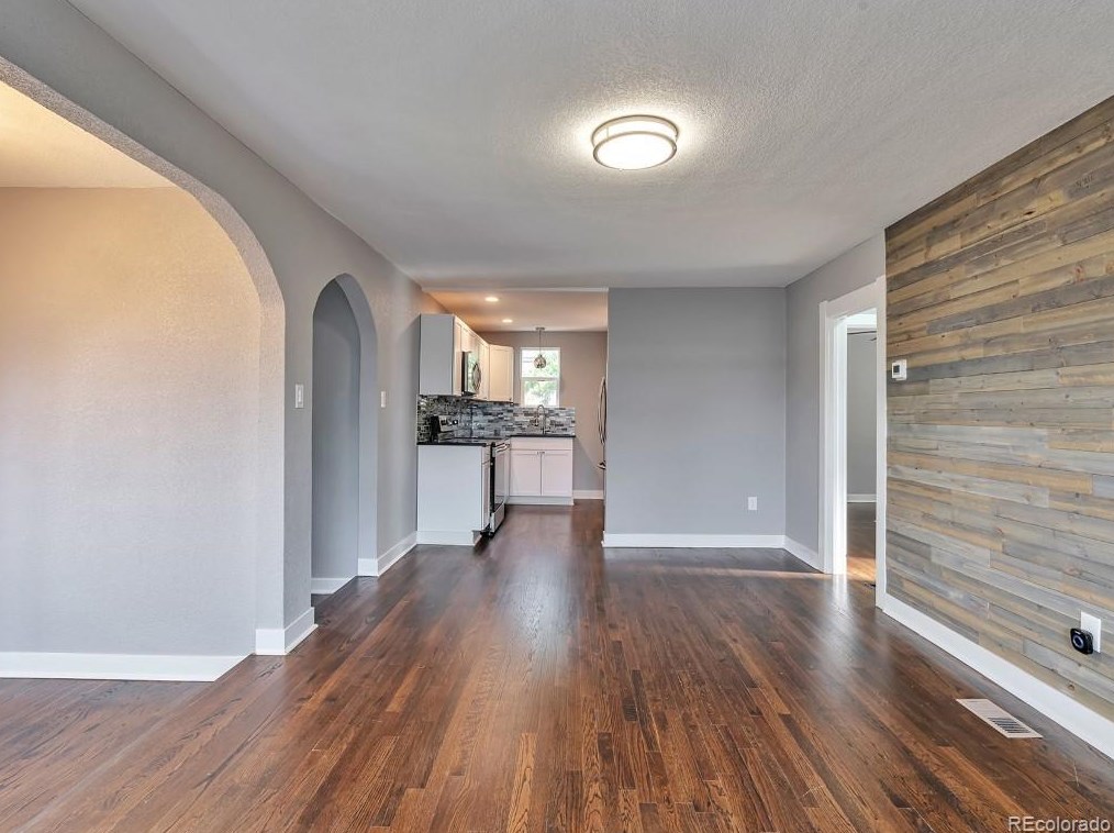 1453 Tamarac St, Denver CO  80220-3326 exterior