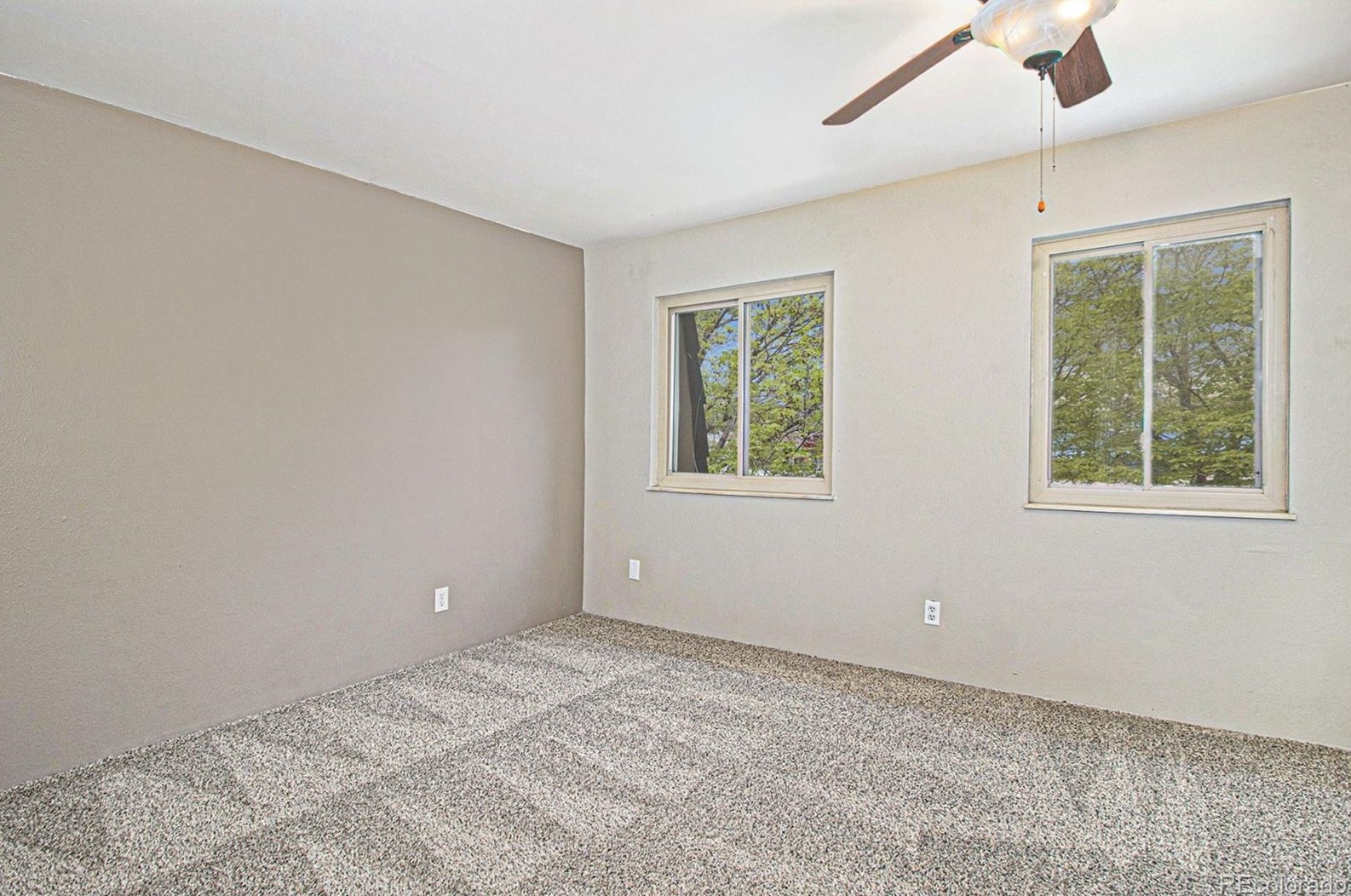 6932 Broadway, Littleton CO 80122-3608 exterior