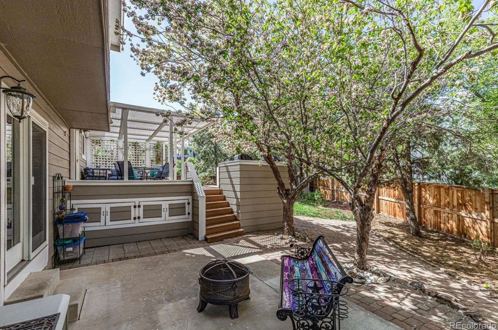 8588 Woody Way, Littleton CO 80126-2536 exterior