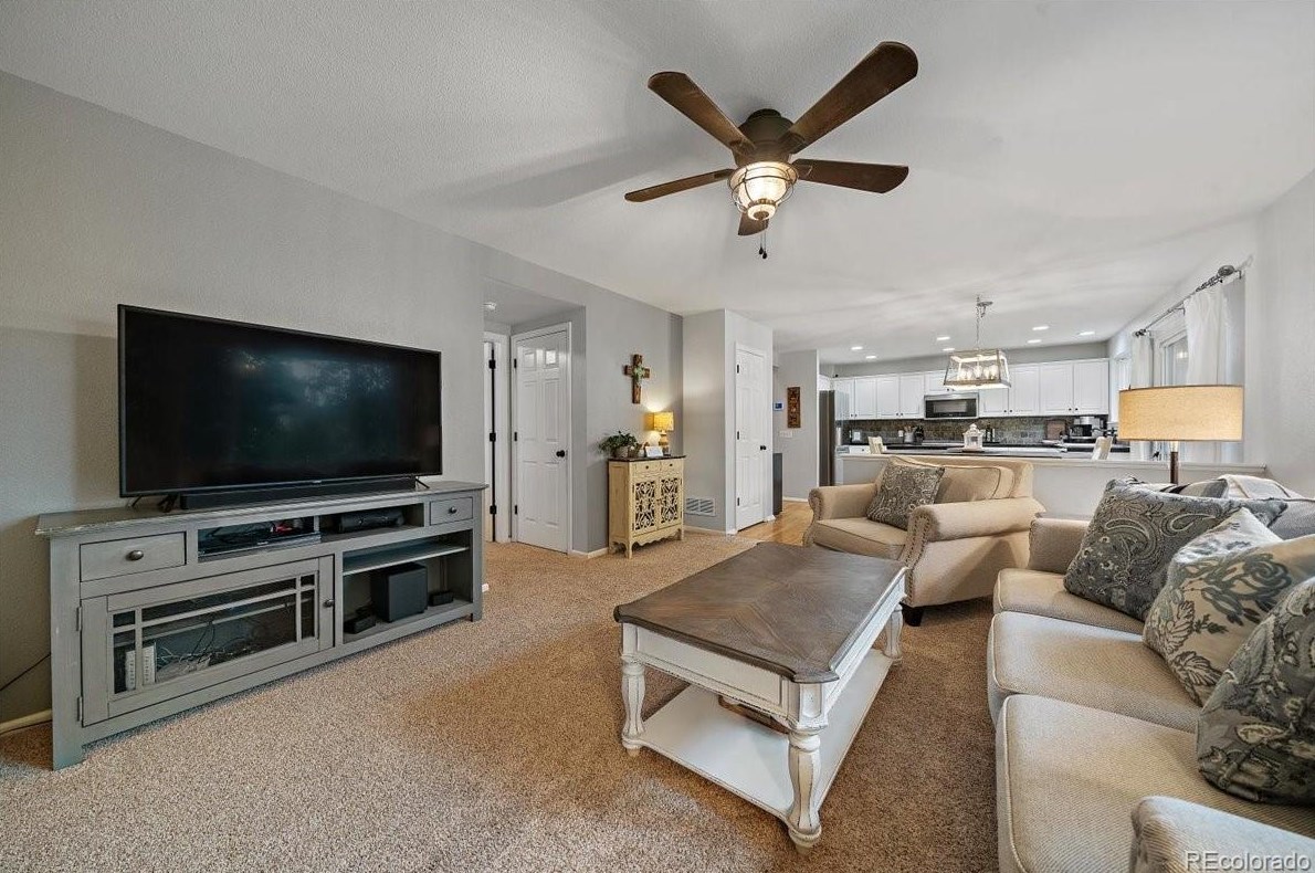 3527 Morning Glory, Castle Rock CO 80109-8490 exterior