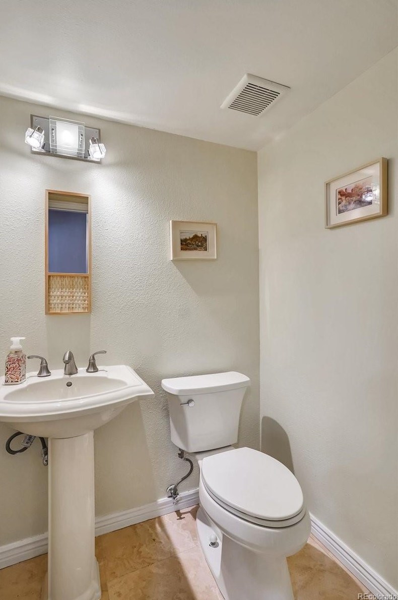 7365 Knolls Way, Littleton CO 80122-1750 exterior