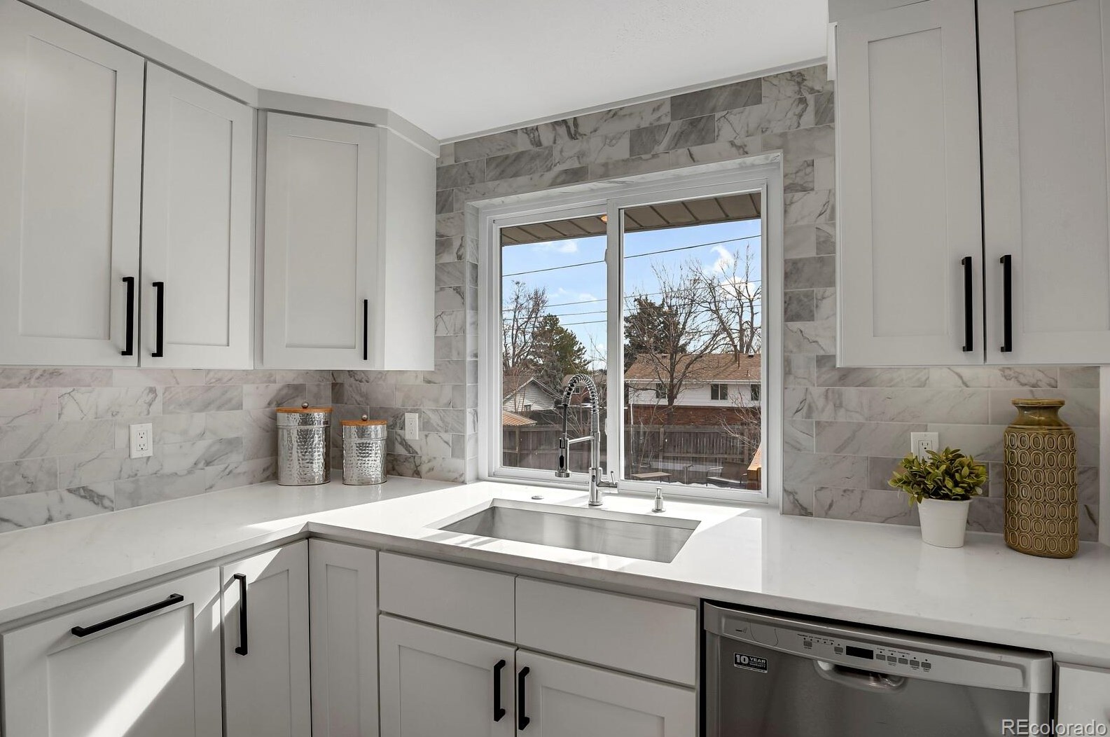 6738 70th Pl, Arvada CO  80003-3634 exterior