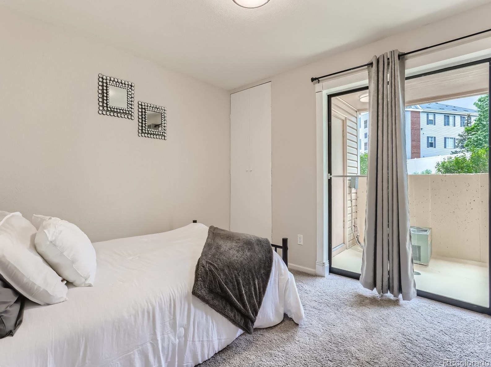 6755 Field St, Littleton CO 80128-4001 exterior