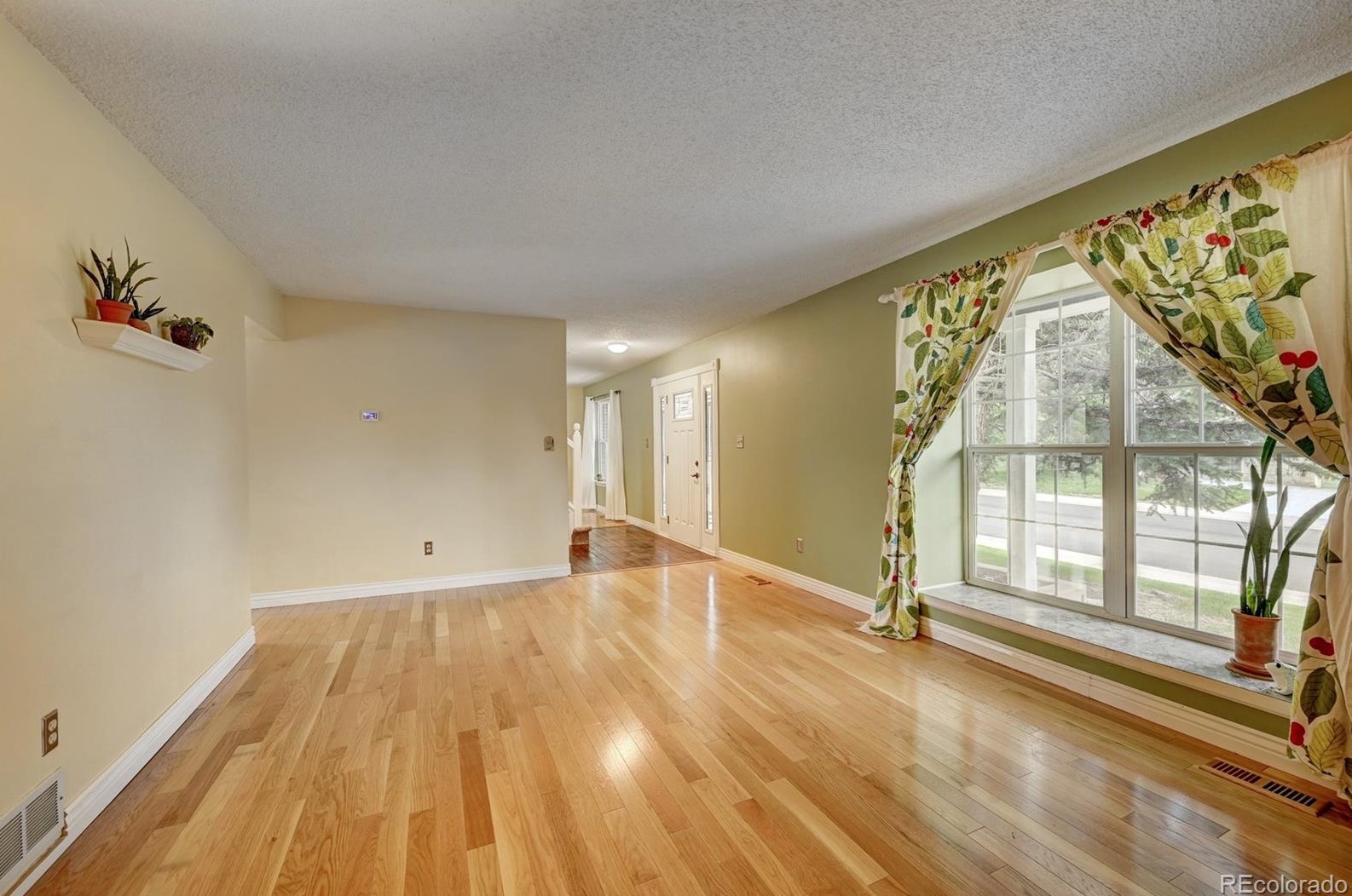 11402 Berry Ave, Littleton CO 80127-1837 exterior