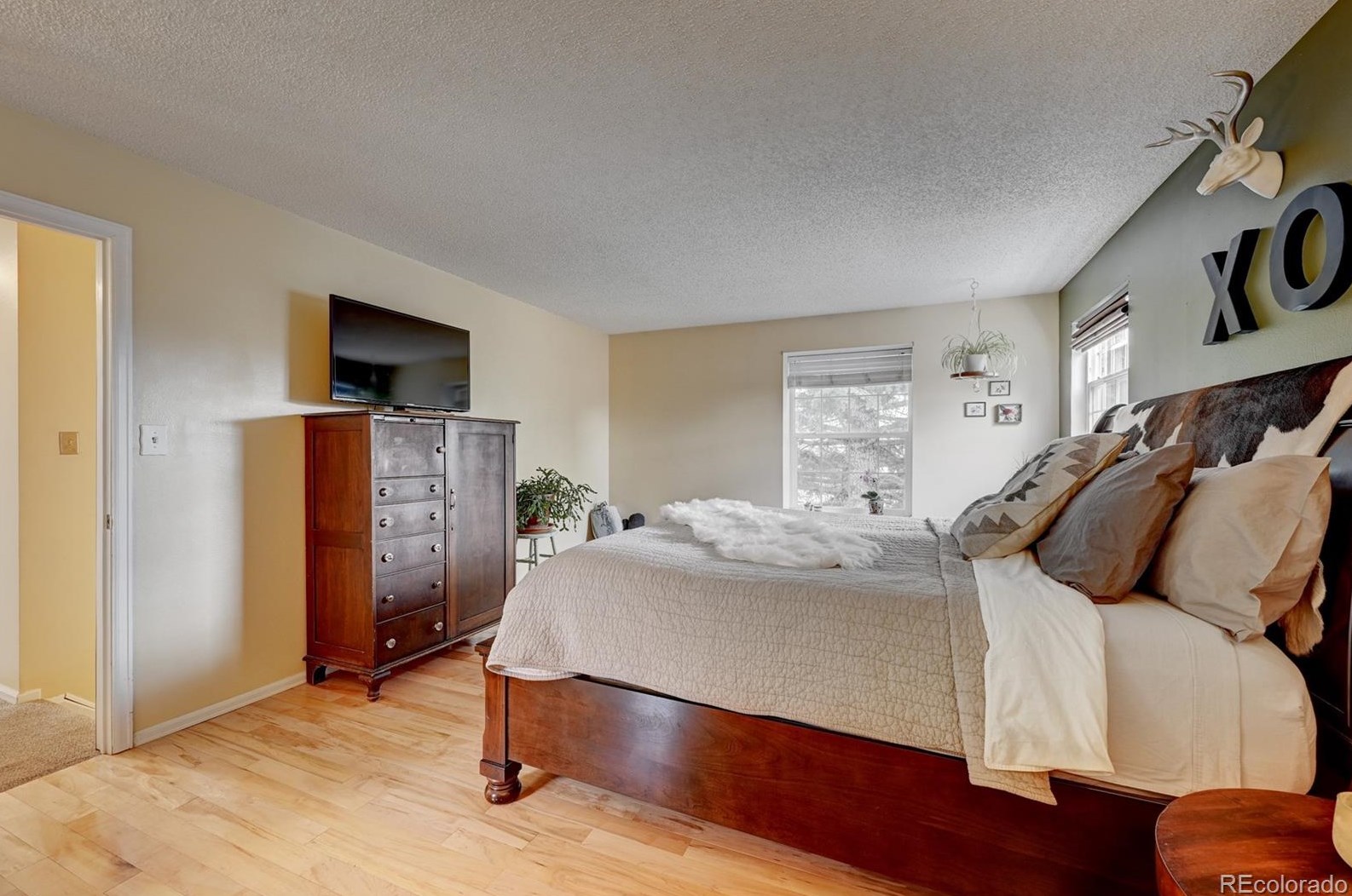 11402 Berry Ave, Littleton CO 80127-1837 exterior