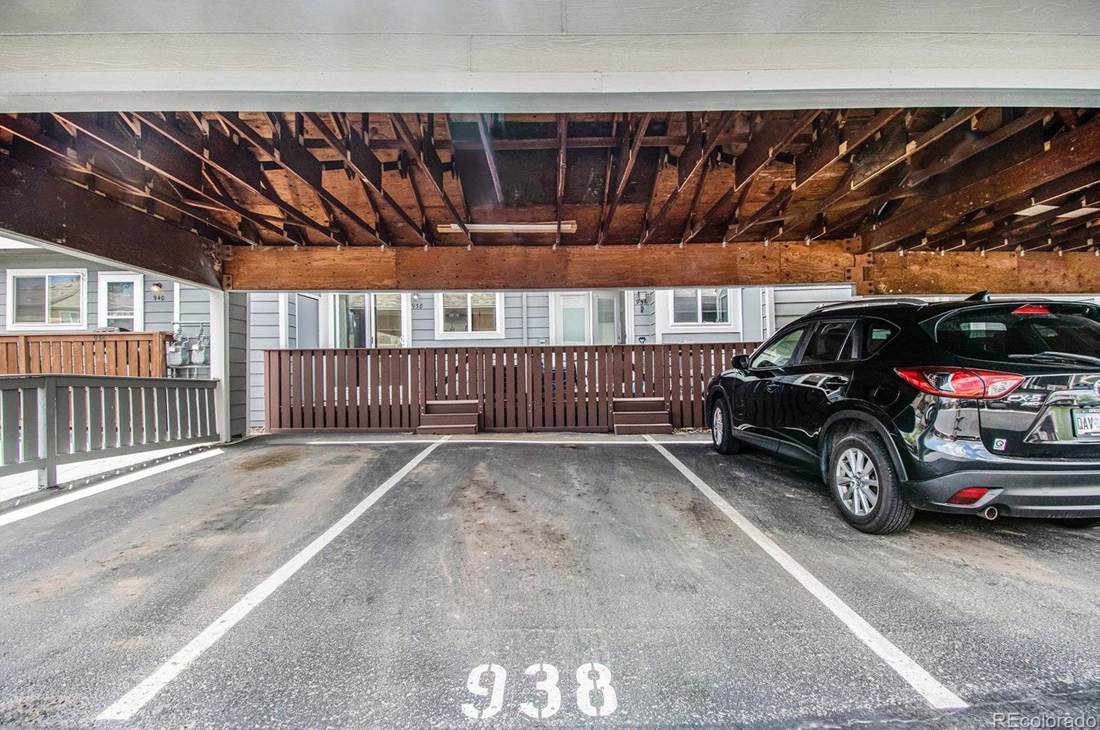 938 Summer Dr, Littleton CO  80126-4801 exterior