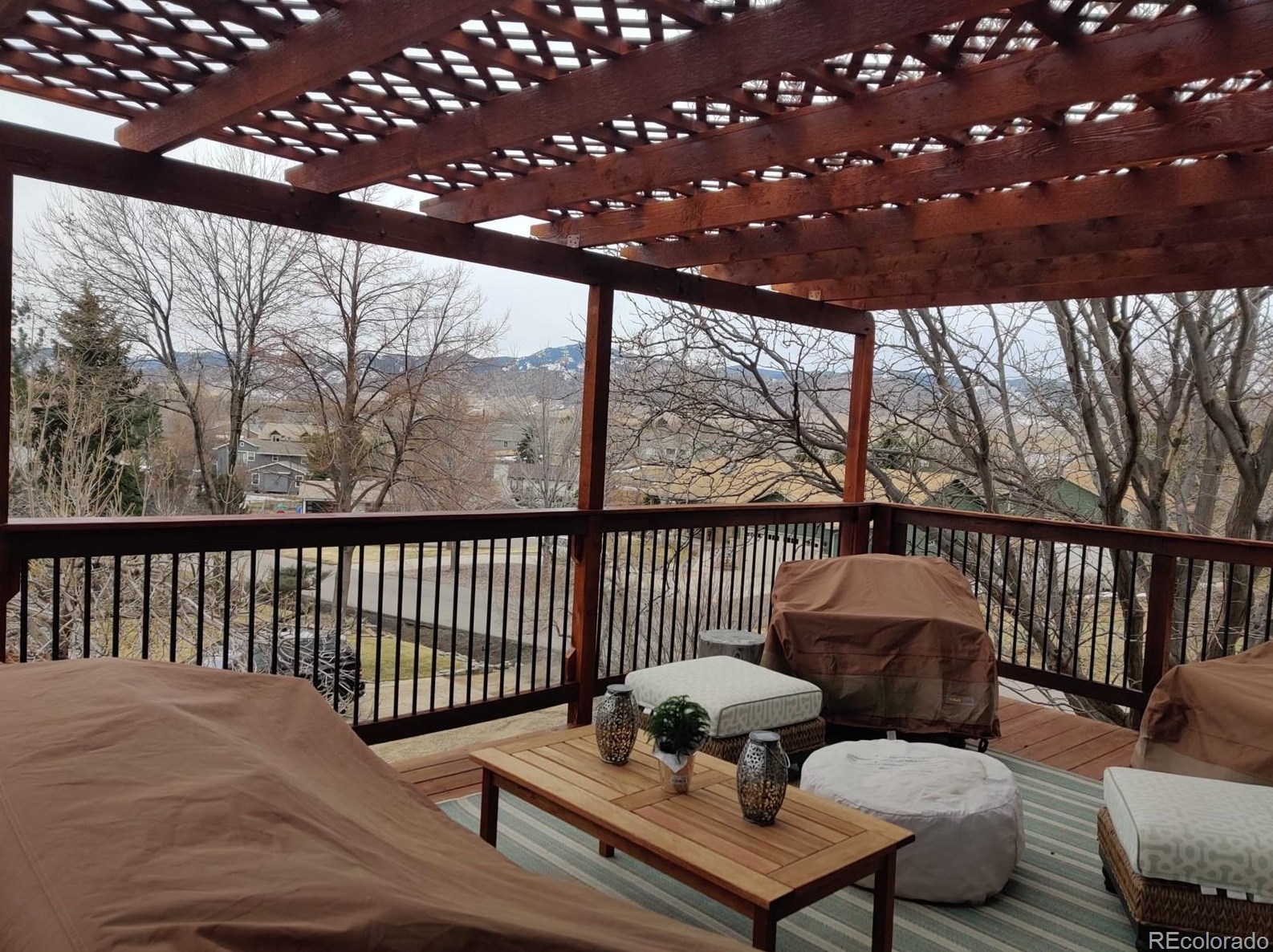 8354 Brentwood St, Littleton CO  80128-6116 exterior