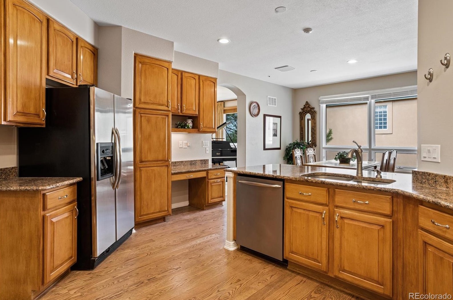 3232 Country Club Pkwy, Castle Rock CO  80108-8300 exterior