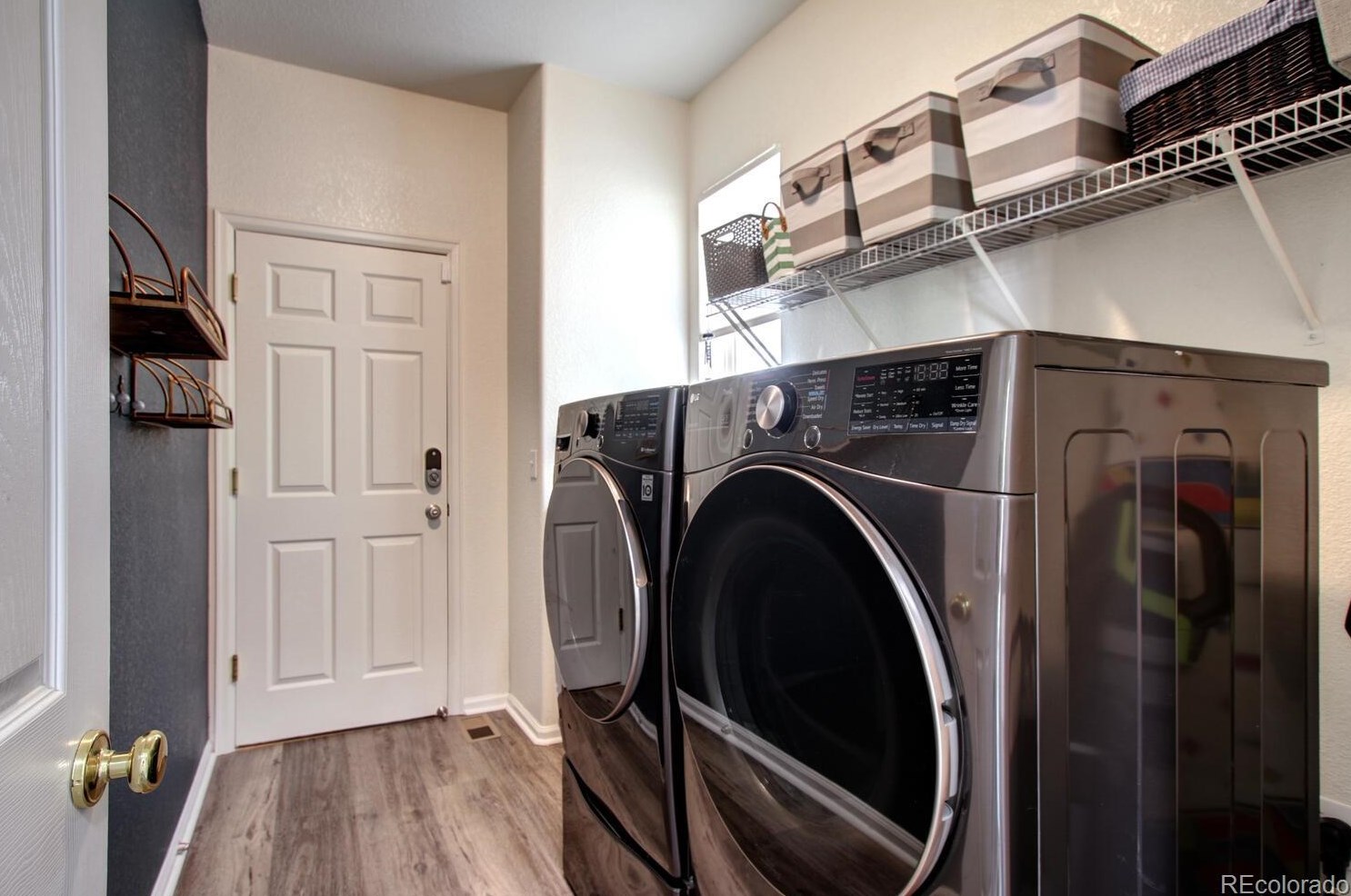 10557 Jaguar Dr, Littleton CO  80124-5200 exterior