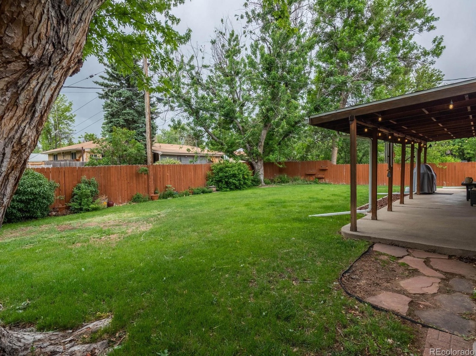 6592 Pearl St, Littleton CO  80121-2342 exterior